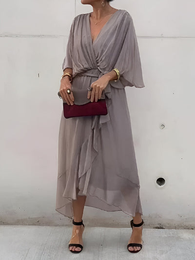 Monica™ | Vestido con escote en V