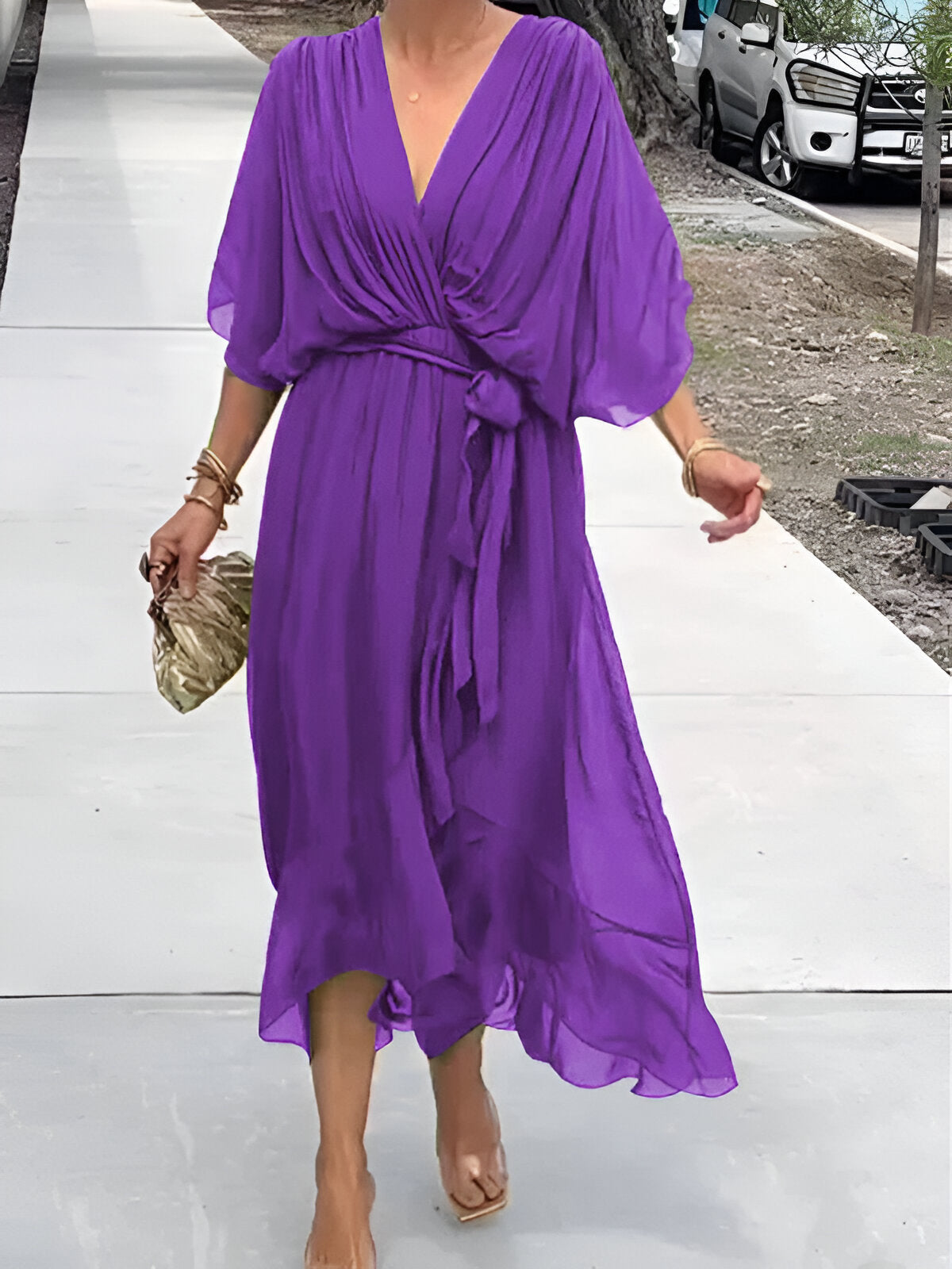 Monica™ | Vestido con escote en V