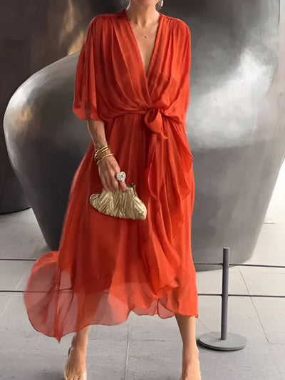 Monica™ | Vestido con escote en V